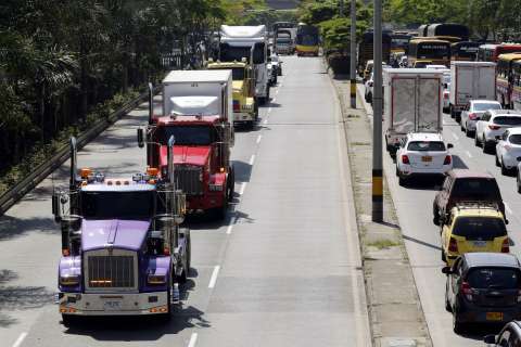 Murió mujer en la vía Bucaramanga-Cúcuta en medio del paro de camioneros