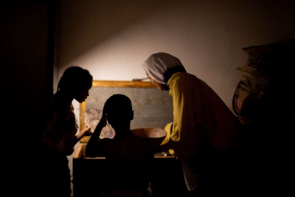 Baúl del retorno de la familia Ahmed Talem Esuelem. Campamentos de refugiados saharauis, Tinduf, Argelia.