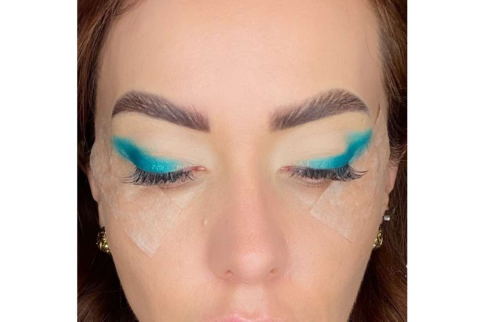 Sigue este tutorial y luce radiante en la celebración de Año Nuevo.