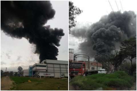 Incendio en fábrica de Fontibón afectó el occidente de Bogotá