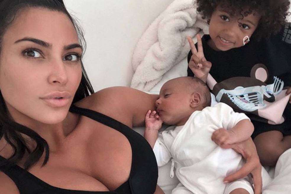 “Al estar en casa con cuatro niños he llegado a la conclusión de que no quiero más hijos": Kim Kardashian. / Instagram