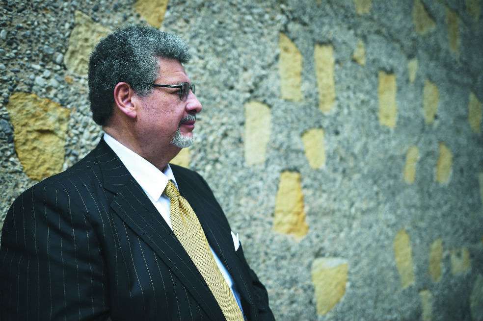 Jaime Granados estudió derecho en la Universidad Javeriana. Su graduación fue el 6 de noviembre de 1885, día de la toma del Palacio de Justicia.