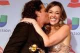 Carlos Vives celebra sus tres Grammy Latino con Claudia Elena