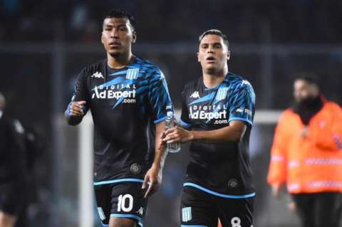 Video: Roger Martínez hizo un gol que le salvó el partido a Racing en Argentina