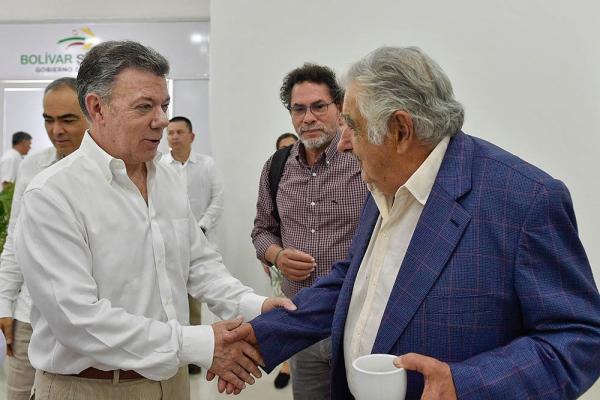El presidente Santos recibió al expresidente uruguayo Pepe Mujica, verificador internacional de la implementación del Acuerdo de Paz./ Cortesía Presidencia
