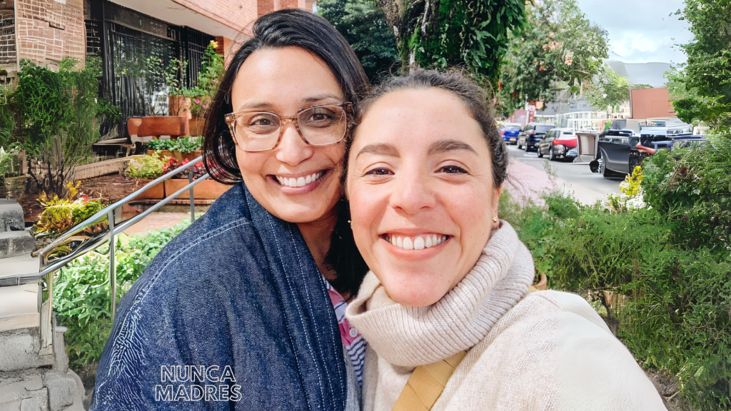 Isabel Cortés e Irán Sosa, fundadoras y talleristas de Nunca Madres, una comunidad de mujeres que no son madres por elección.