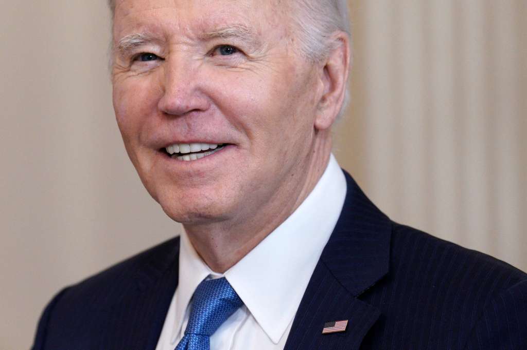 Washington (United States), 28/02/2024.- US President Joe Biden holds a meeting on his actions to fight crime in the State Dining Room at the White House in Washington, DC, USA, 28 February 2024. EFE/EPA/YURI GRIPAS / POOL