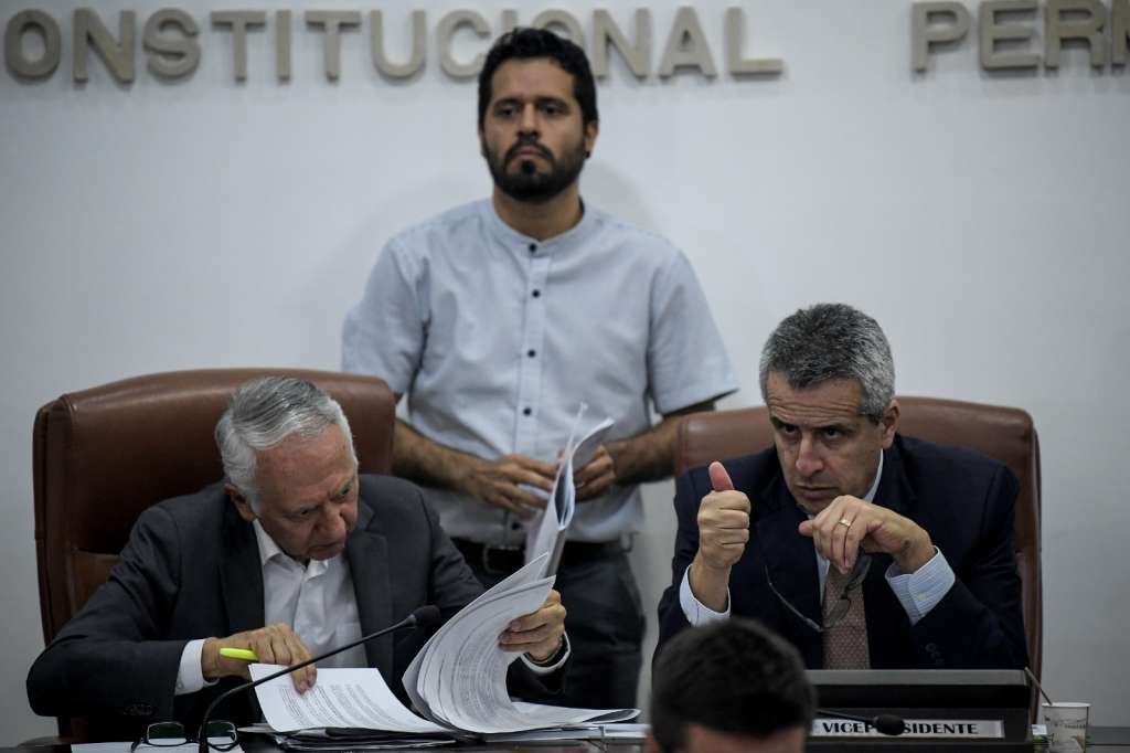Con 14 votos a favor y seis en contra, la Comisión Séptima de Cámara aprobó en primer debate la reforma a la salud