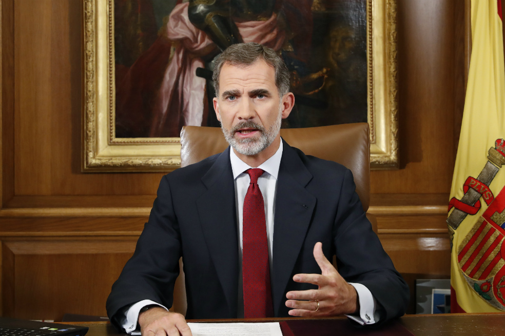 El Rey de España se dirigió este martes a los españoles en un mensaje institucional sobre la situación en Cataluña. / AFP