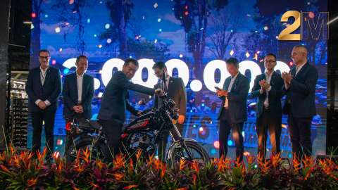 Suzuki alcanza los dos millones de motos ensambladas en Colombia