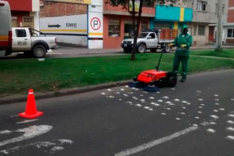 Llegan a Bogotá 30 barredoras para reforzar servicio de aseo