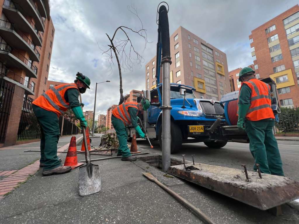 Mantenimiento de los sistemas de bombeo y buen manejo de residuos, claves para proteger los hogares de inundaciones.