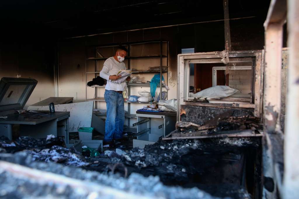 Paro nacional: cuando se incendian documentos judiciales y oficiales
