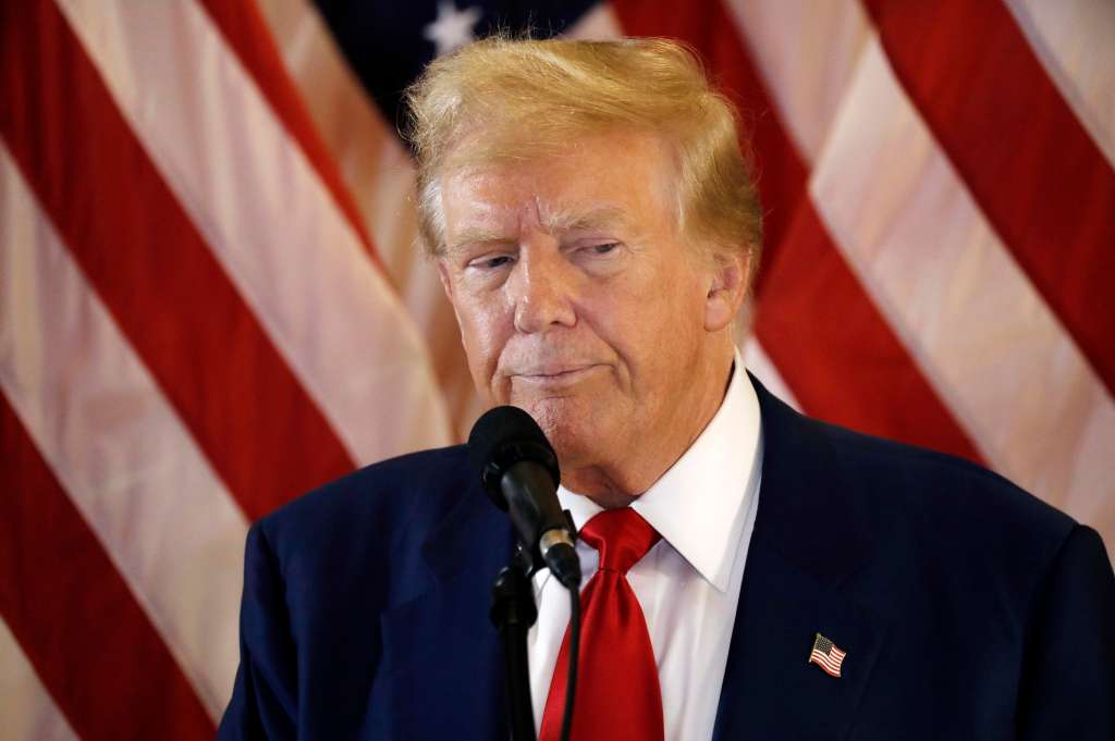 New York (United States), 31/05/2024.- Former US President Donald Trump speaks at a press conference at Trump Tower the day after a jury found him guilty on all 34 counts in his hush money criminal trial in New York State Supreme Court in New York, New York, USA, 31 May 2024. Trump will be sentenced on 11 July 2024. (Nueva York) EFE/EPA/PETER FOLEY