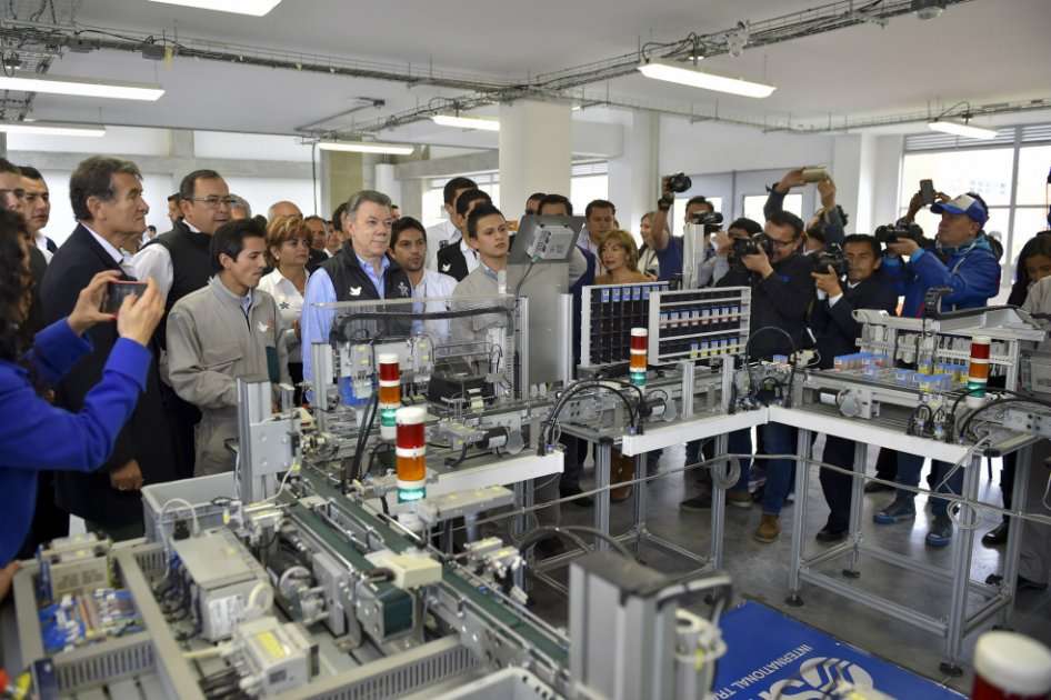 El decreto buscaría reformar principalmente la educación técnica y tecnológica del país incluyendo algunas facultades del SENA. / presidencia.gov.co