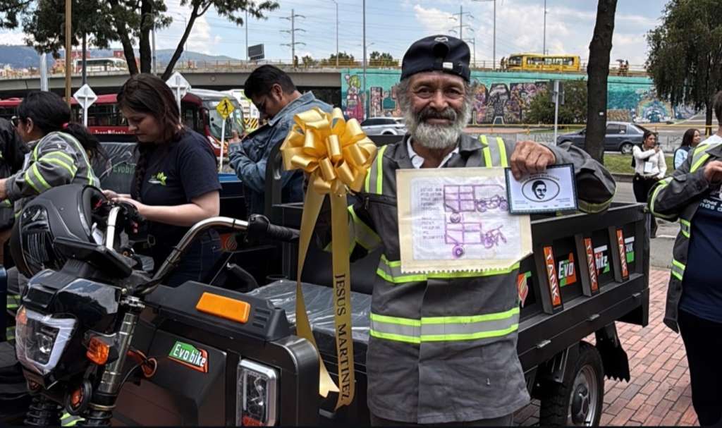 Don Jesús pasó años empujando una carreta que nunca sintió suya. Hoy, por primera vez, empieza a soltar ese peso.