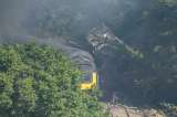 Tres muertos y seis heridos en descarrilamiento de tren en Escocia