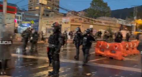 Movilidad hoy, jueves 7 de mayo: UNDMO retira a encapuchados y reabre el paso en la Caracas