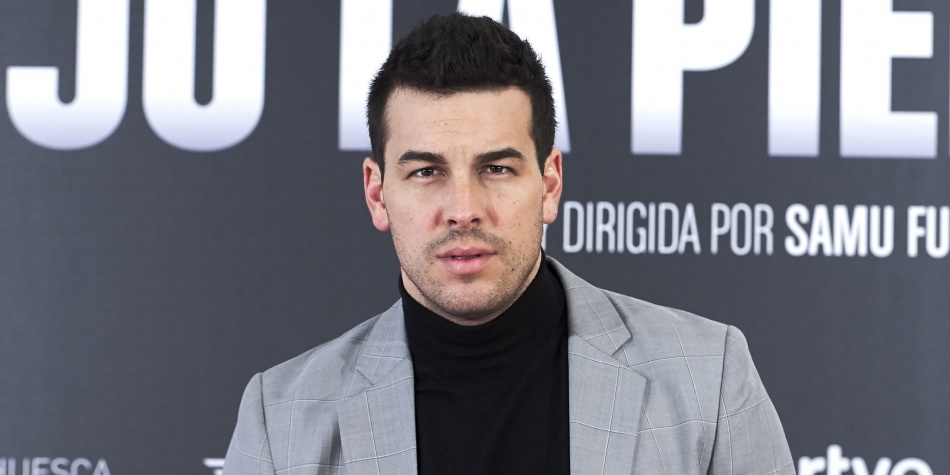 Mario Casas se une a Bad Bunny para anunciar el Word’s Hottest Tour