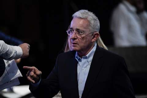 Consejo de Estado admite demanda contra cargos creados para revisar apelación de Uribe