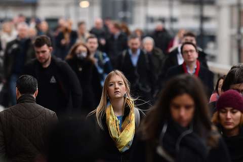 Inglaterra: se acabaron los tapabocas y los pasaportes sanitarios