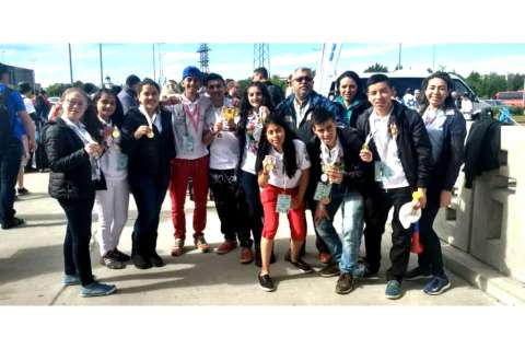 Estudiantes de Cundinamarca compitieron en torneo de robótica en Europa