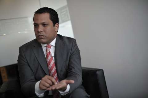 Por irregularidades en contratación de covid, gobernador Luis Monsalvo fue imputado