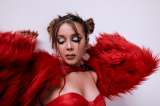 Valary, la artista colombiana que le canta a la vida y al amor