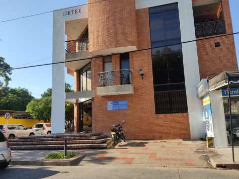La sede de la Unidad de Víctimas que funciona en edificio de exesposa de Jorge 40