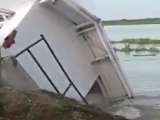 Erosión costera en Salamina, Magdalena, se llevó la caseta del ferry