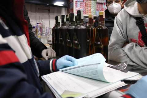 En un mes han sido incautados 5.000 kilos de comida en mal estado en Bogotá
