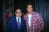 Gilberto Santa Rosa apoya causa social de Carlos Vives.