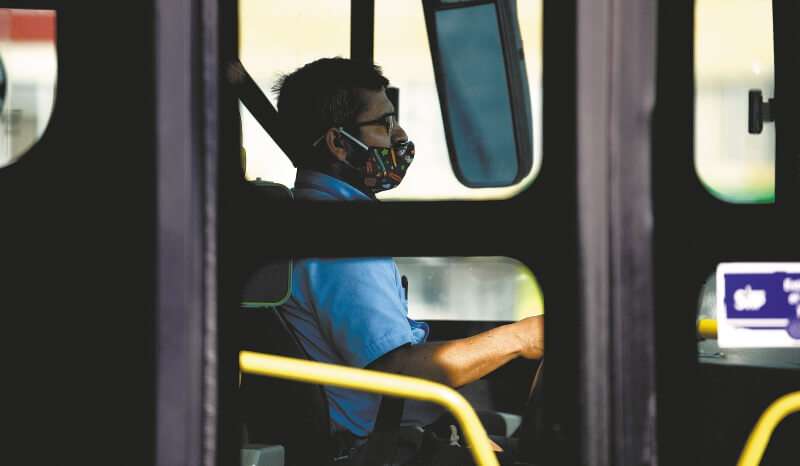 El transporte público de la capital reporta dos conductores que dieron positivo para coronavirus. Uno de TM y otro del SITP. / Óscar Pérez