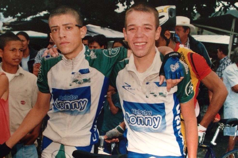 Juan David Laverde (izq.), cuando era compañero de Rigoberto Urán.