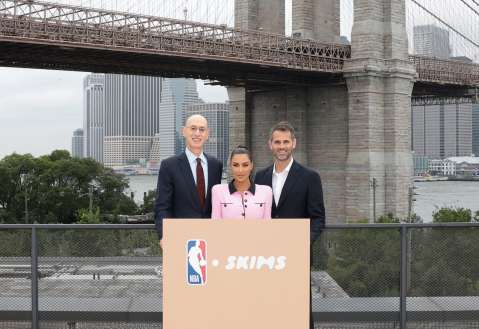 Marca de Kim Kardashian y la NBA anuncian acuerdo