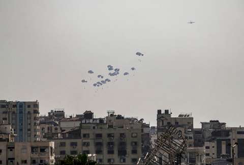 Más de 100 ONG acusan a Israel de usar nuevas normas para bloquear ayuda humanitaria