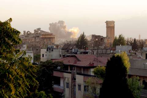 La guerra en Líbano ensombrece Baalbek y sus ruinas romanas, desiertas de habitantes y turistas