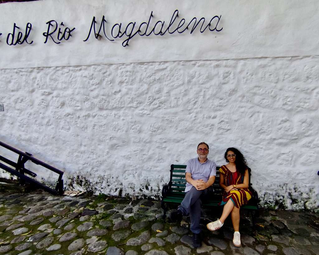 Germán Ferro y Paola Castillo en la fachada: de las ideas a los hechos.