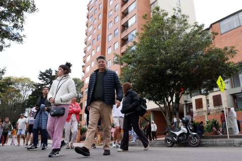 Un deslizamiento y personas atrapadas en ascensores: balance preliminar del sismo