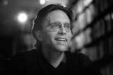 ¿Quién es Keith Raniere, acusado de múltiples crímenes sexuales en EE. UU.?