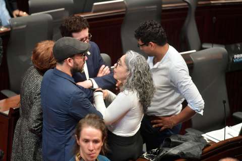 Estalló división en el Pacto de Petro por líos judiciales y batalla por 2026