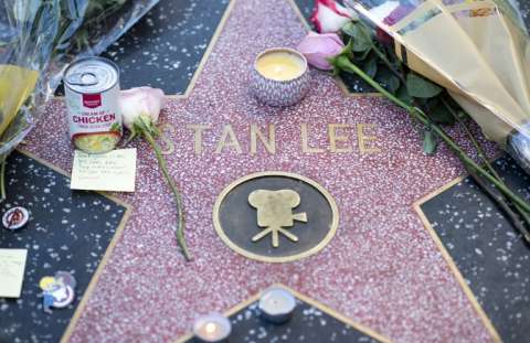 Actores que interpretan héroes creados por Stan Lee le rinden homenaje