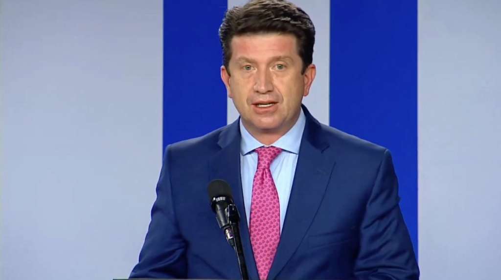 Diego Molano, director Departamento Administrativo de Presidencia de la República, ofrece excusas en nombre del Gobierno por seguimientos ilegales a Iván Velásquez.