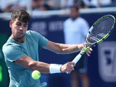 Alcaraz dio espectáculo en Cincinnati y Sabalenka protagonizó sorpresiva despedida