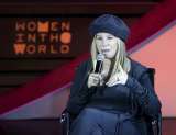 Barbra Streisand dedicó a médicos "You’ll Never Walk Alone", que cantó luego del 11-S
