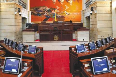 Hasta este 28 de enero congresistas tienen plazo para renunciar si desean aspirar en 2022 por otro partido