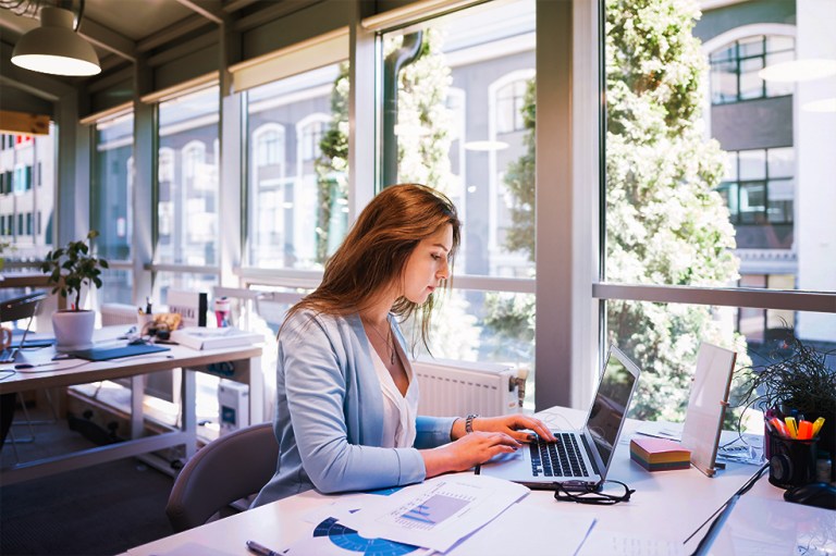 Si no tiene experiencia laboral, ¿qué puede escribir en su hoja de vida?