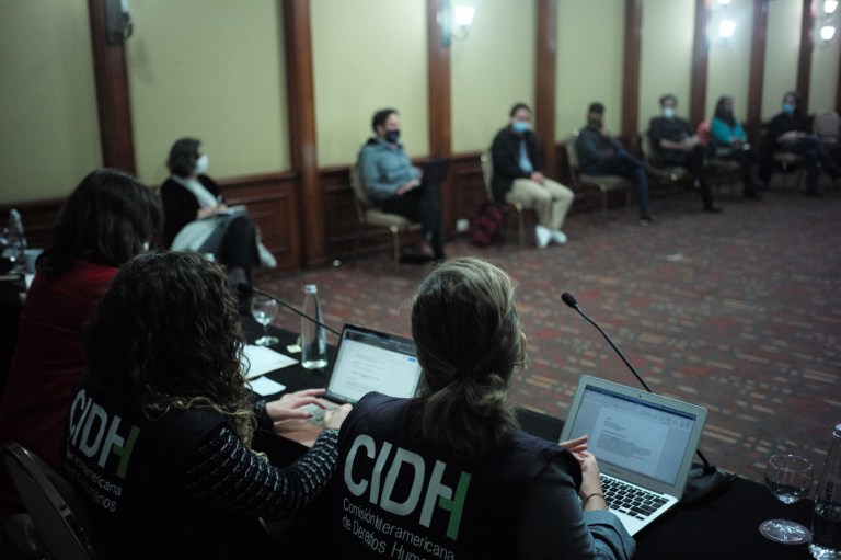 Además, la comisión ha tomado más de 100 testimonios en terreno y recibirá otros más de forma virtual en los próximos días.