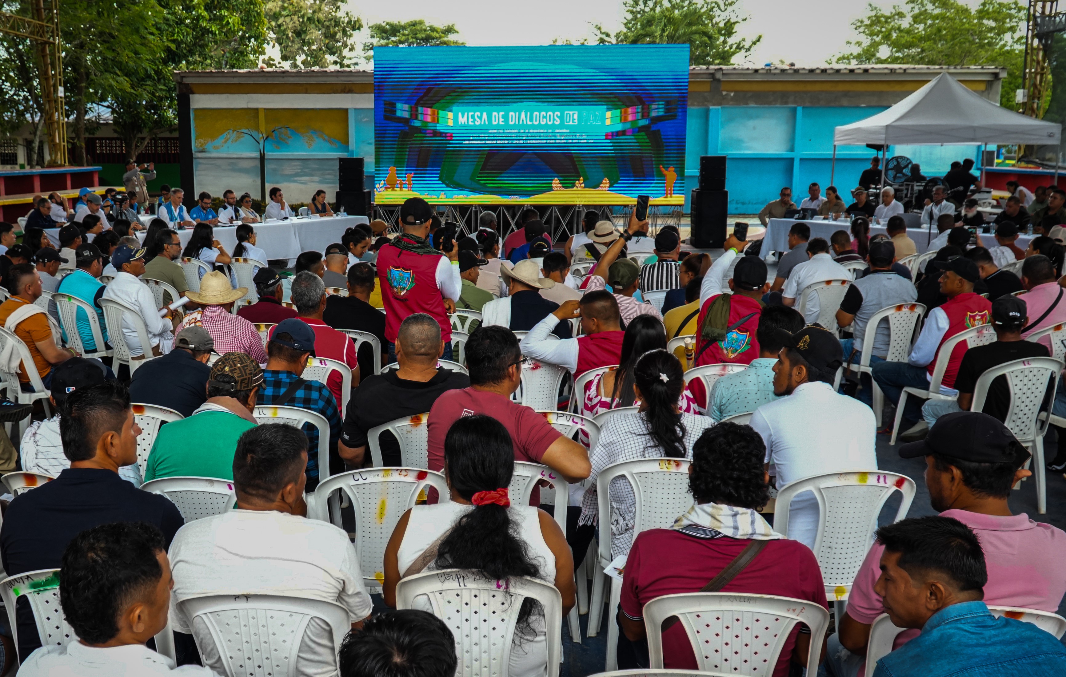 En el encuentro participan más de 14 organizaciones sociales, entidades del Estado y acompañantes de la comunidad internacional.