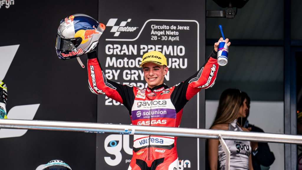 El motociclista colombiano David Alonso logró su primer podio en Moto 3.